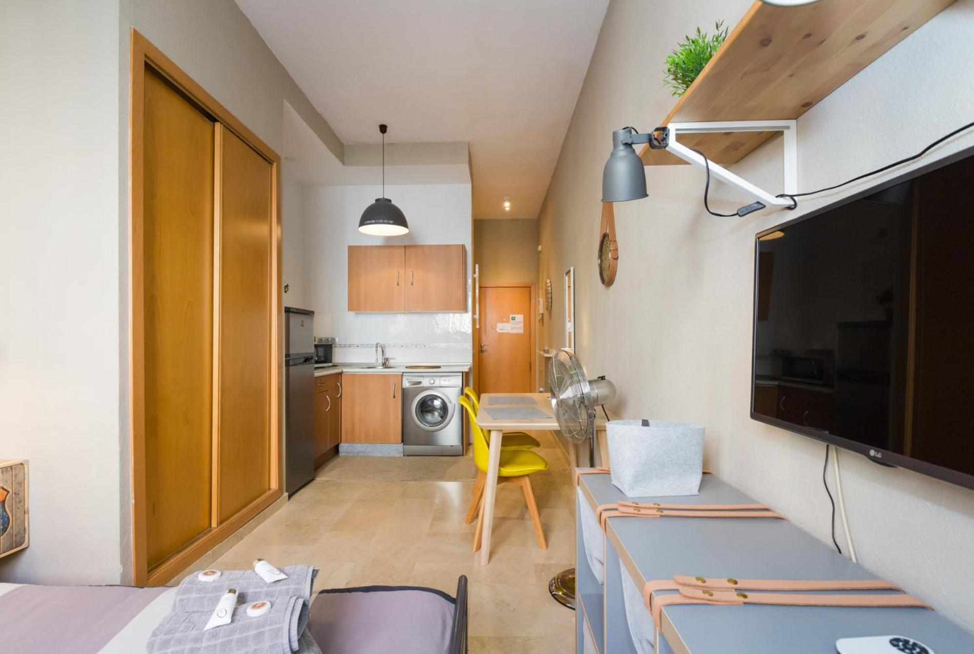 Live Estudio Centro 2 Apartamento *